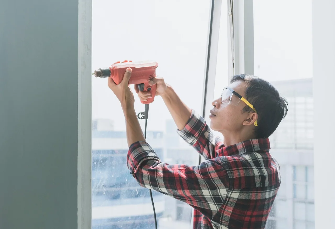 A home safety checklist and caregiver stress indicators.